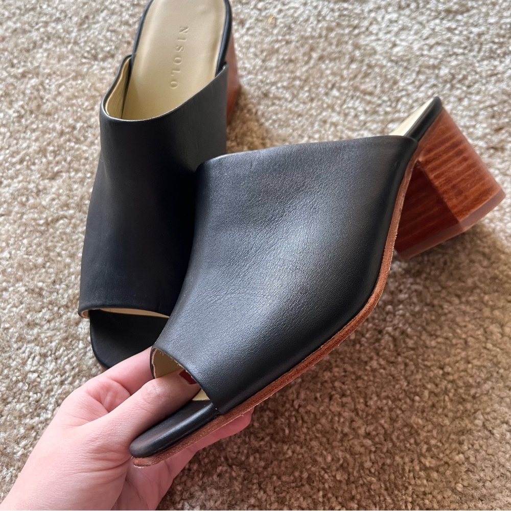 Nisolo Paloma Open Toe Mule in Black